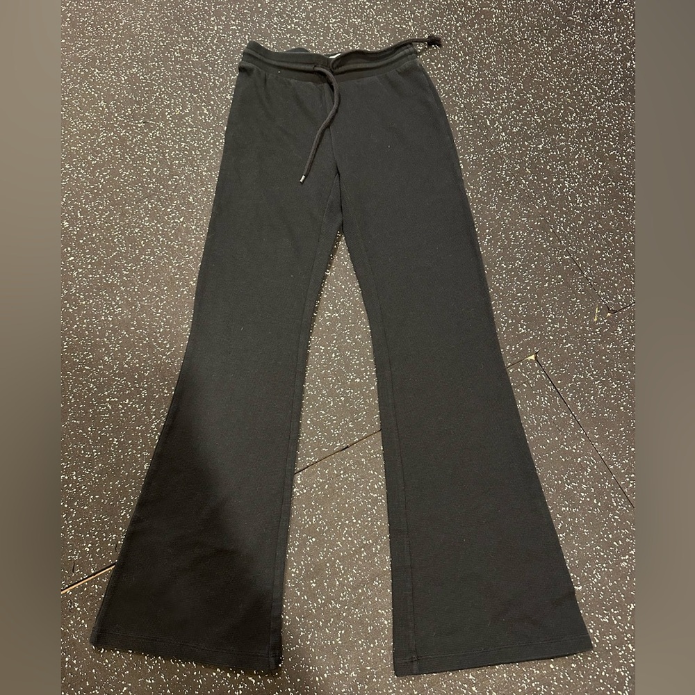 Aritzia Sunday best waffle pants